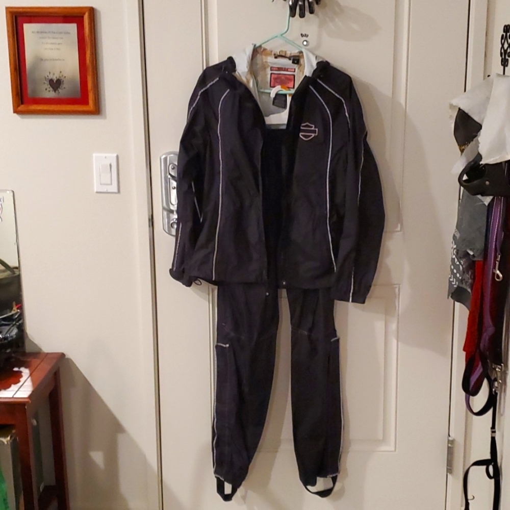 Riding rain gear